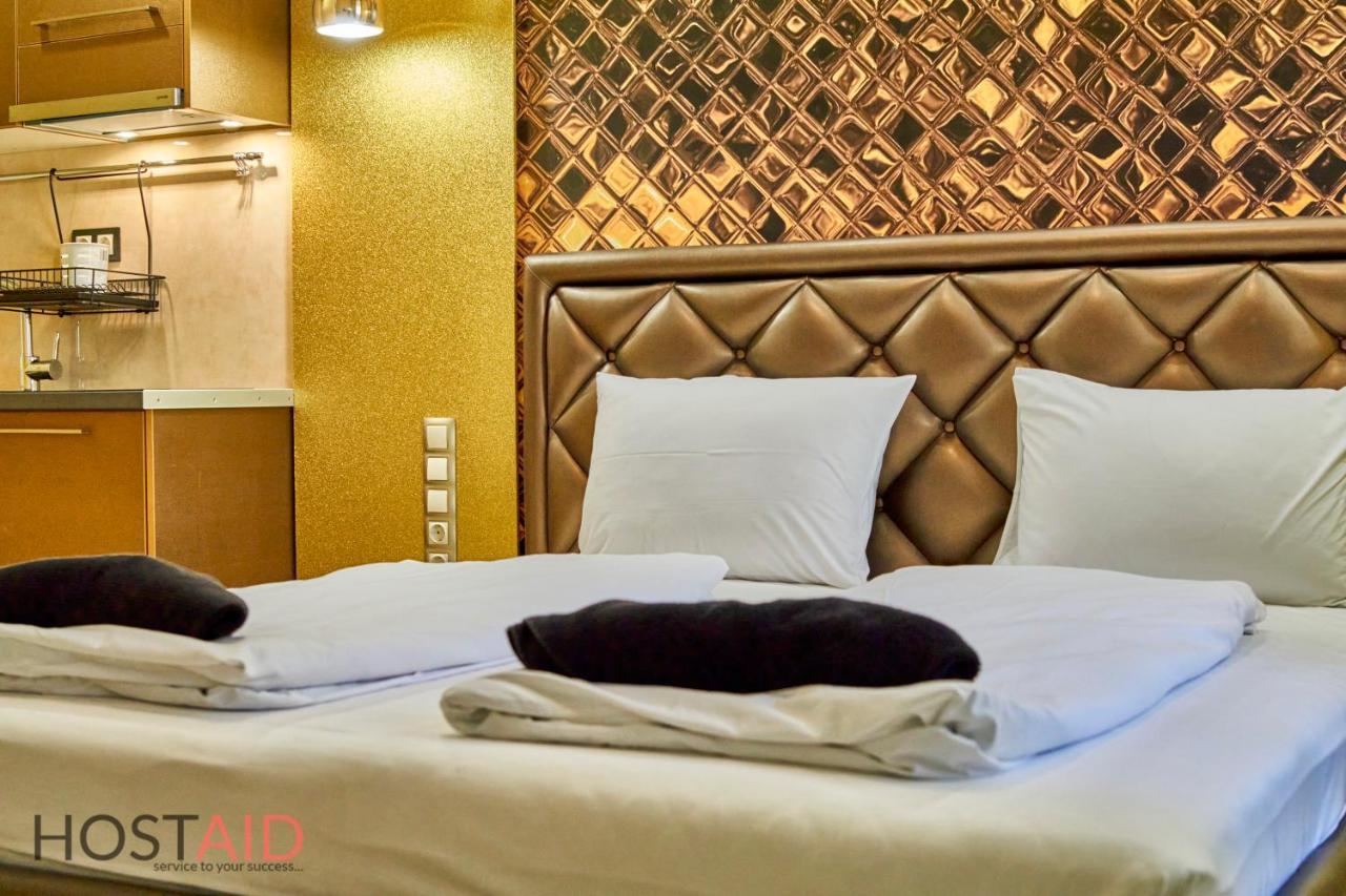 A13 Apartments - Budapest - Hostaid ภายนอก รูปภาพ